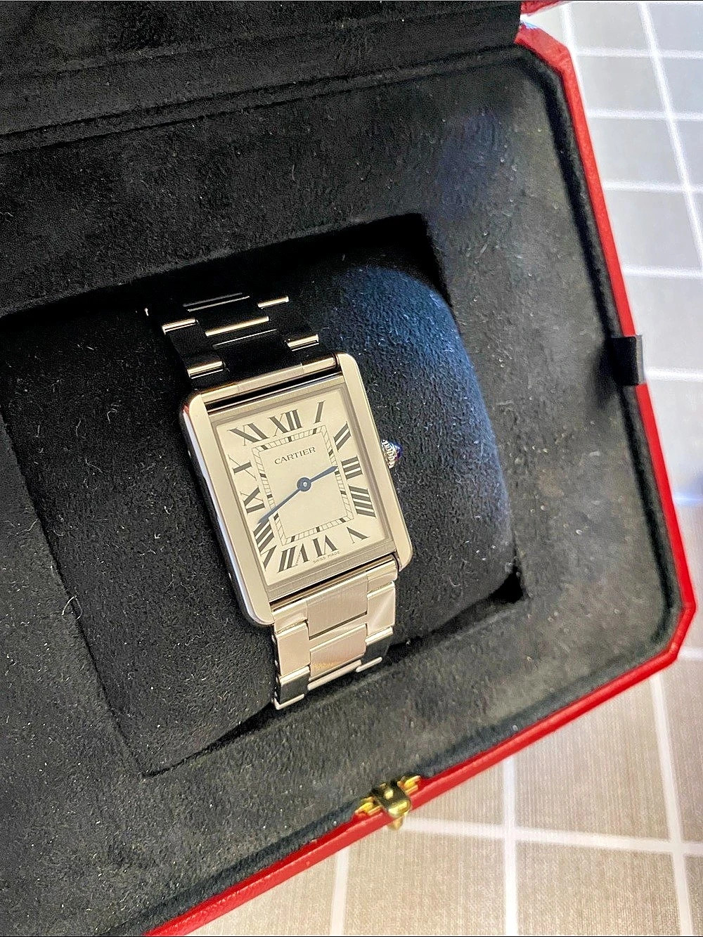 Cartier Tank Solo Large Model Steel Quartz Movement - Picture 3 of 15